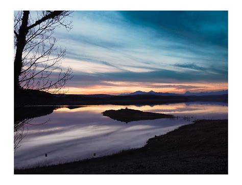 Atardecer En El Embalse De Aguilar De Campoo Fabiola Sevilla Flickr