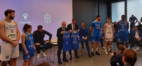 Presentada Nueva Camiseta De La Azzurra Deportes Ansa Latina