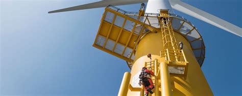 Windtechniker Spielen Eine Entscheidende Rolle Um Den Strom Am Laufen