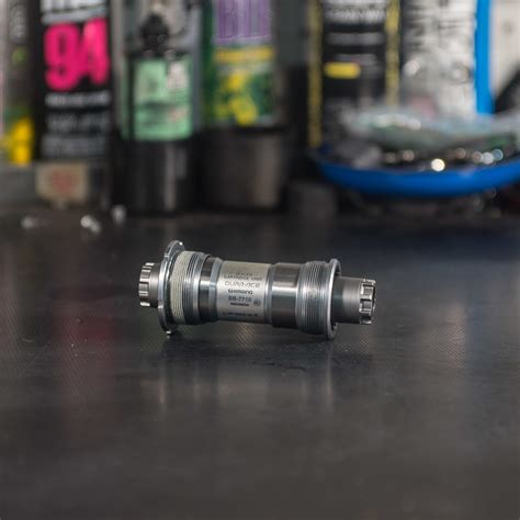 Shimano Dura Ace Bb 7710 Track Bottom Bracket The Bike Lane