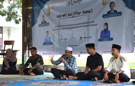 HMPS MPI UIN Ar Raniry Sukses Menggelar FGD Dan Ifthar Jama I