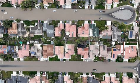 Aerial Photos Show California S Devastating Flooding Abc News