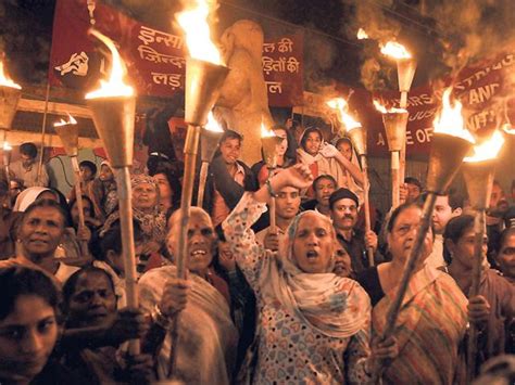 Bhopal Rallies Protests Mark 30th Anniv Eve Of Gas Disaster