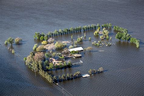 The Ghost Lake Rising in California - Newsweek