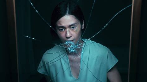 6 Film Laura Basuki Tayang Di Netflix Ada Sehidup Semati