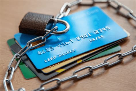 Keep Your Money Safe With These Personal Security Tips Credit