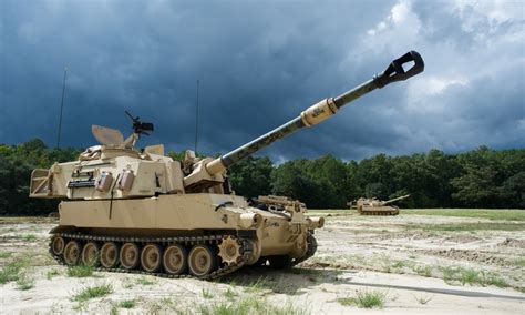 Medium Self Propelled Howitzer M109A6 Paladin USA War Thunder