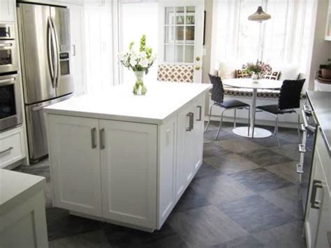 What Color Cabinets With Gray Floors