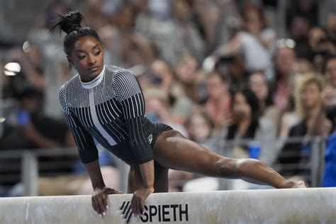 Simone Biles Looking Perhaps Better Than Ever Surges To Early Lead At Us Championships The