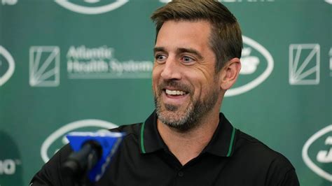 Aaron Rodgers Press Conference: Jets Introduced Their New QB