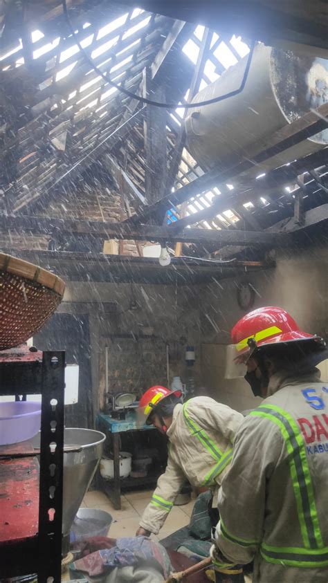 Regulator Elpiji Bocor Rumah Di Kepanjen Kebakaran Tugumalangid