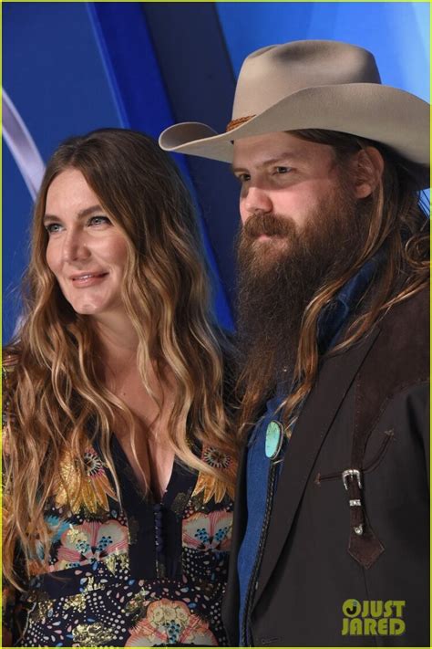 10 Hot Sexy Morgane Stapleton Bikini Pics