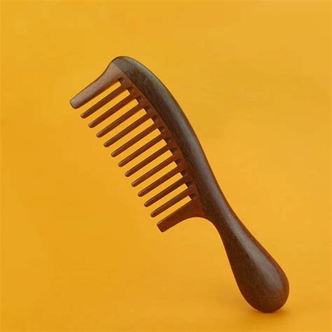 2019 Pure Natural Red Sandalwood Comb Hair Care Massage Comb Broad Toothed Sandalwood Comb In