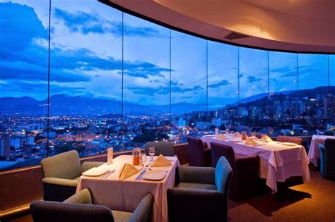 10 Mejores RESTAURANTES ROMÁNTICOS en Bogotá Para Visitar HOY