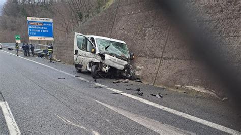 Schianto Mortale SullA12 Tra Rapallo E Chiavari 42enne Esce Dal