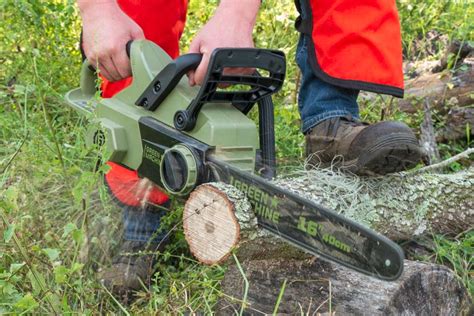 Green Machine V Battery Powered Inch Chainsaw Review