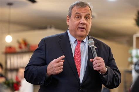 Chris Christie Suspends Presidential Bid Before Iowa | TIME