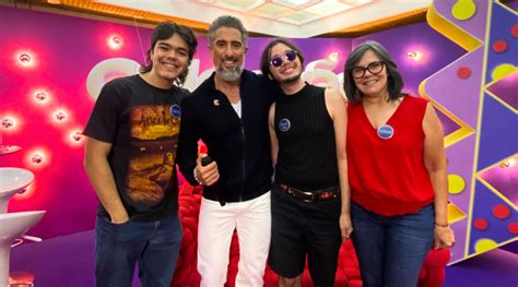 David Sue Cantor E Compositor No Espectro Autista Leva O Rock Para O