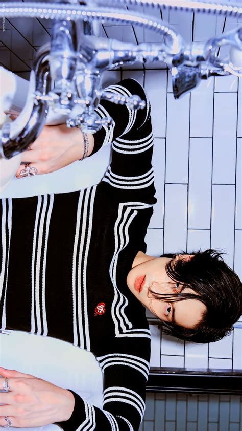 Pin By Valentina Toledo On Bible Sumettikul Handsome Faces Cute Gay Couples Actors