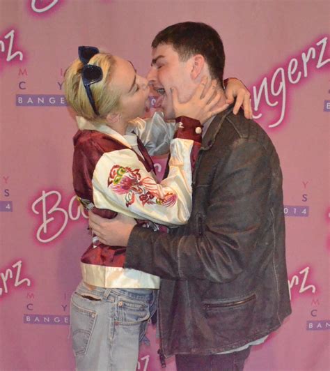 Miley Cyrus Nearly Makes Out With Fan! - MileyUpdateUK