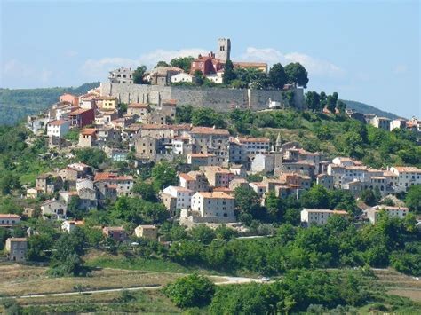 Motovun Croatia: The Bargain Alternative to Tuscany — sightDOING