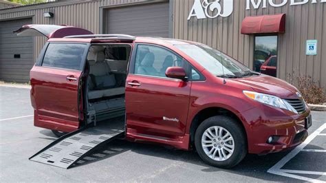 Toyota Sienna Braunability Toyota Rampvan Xt A J Mobility