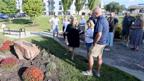 Mishawaka Workers Memorial dedicated with words of widow of killed worker