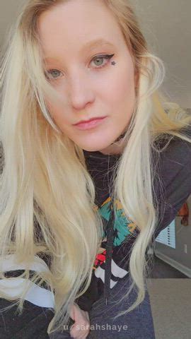 I Used To Get Bullied At School For Having Small Tits If Only They