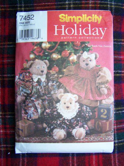 Simplicity Holiday Sewing Pattern 7452 Stuffed Bear Doll Clothing 18 And 22