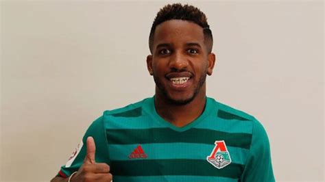 La Foquita Farfán Ficha Por El Lokomotiv