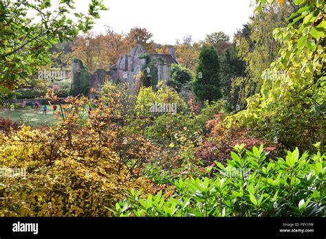 An English country estate in Autumn Stock Photo - Alamy