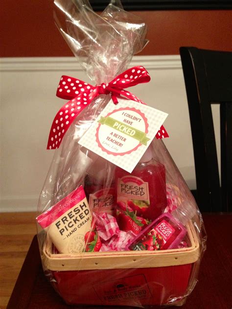 Teachers T Fresh Picked Strawberry Items From Bath And Body Works