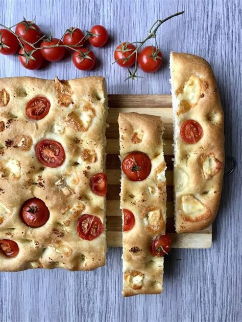 Foccacia De Tomates Cherry Y Queso De Cabra El Pan Perfecto Tomato