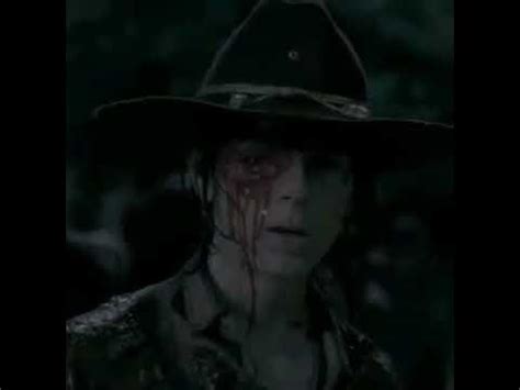 THE WALKING DEAD: CARL LOSES HIS EYE - YouTube