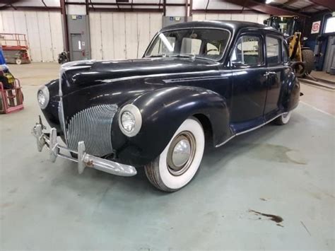 1940 Lincoln Zephyr Vintage Car Collector