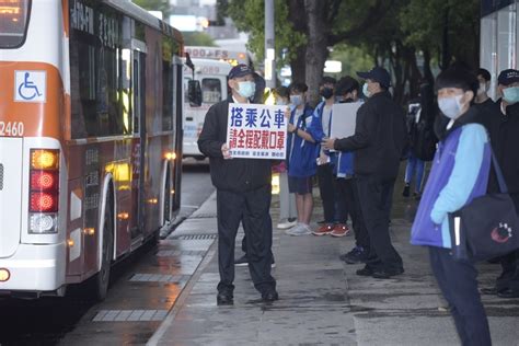 搭大眾運輸4月脫口罩有望 羅一鈞：最快清明連假後宣布 上報 焦點