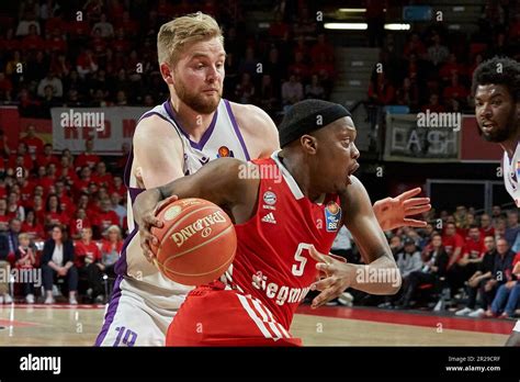 Basketball Bundesliga Fc Bayern M Nchen Vs Bg G Ttingen