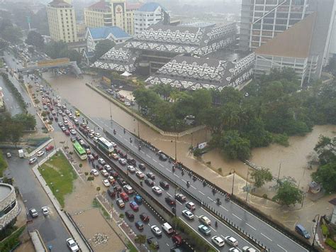 Gambar Banjir Kilat Di Kuala Lumpur