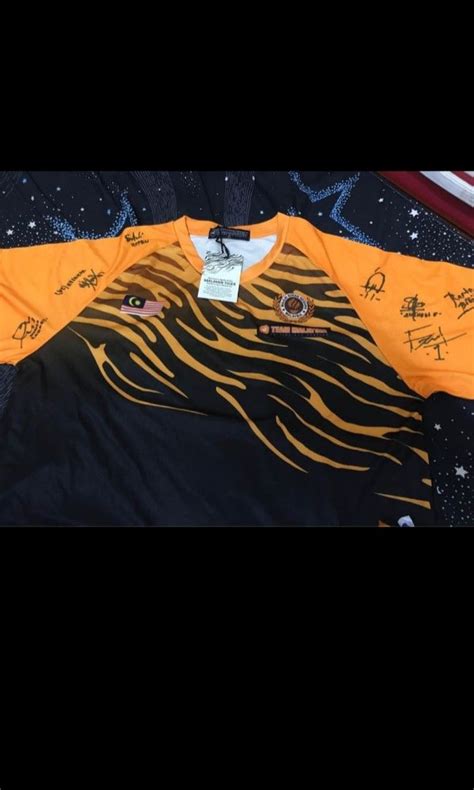 Harimau Malaya Football National Team Jersey Rare Autographed Players