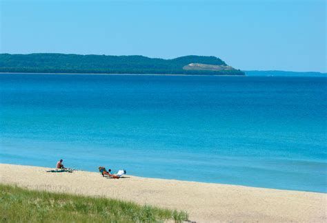 Good Harbor Bay Beach Sleeping Bear Dunes Glen Arbor Mi 49636