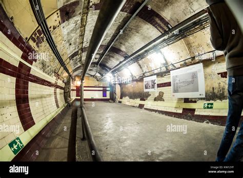 Down Street Abandoned Tube Station London Stock Photo Alamy