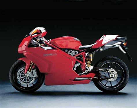 DUCATI 999 (2003-2006) Review | Speed, Specs & Prices