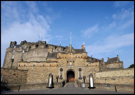 Edinburgh Castle Tickets | Golden Tours