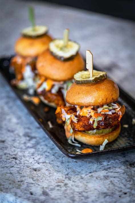 Familiar Faces Are Behind San Antonio S Upcoming Hot Chicken Restaurant