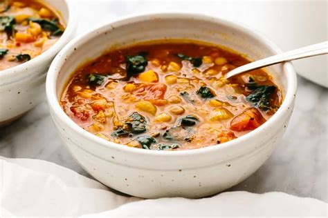 Mediterranean Lentil Soup - Downshiftology