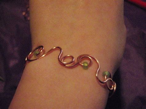 Quick Copper Wire Bracelet How To Make A Wire Swirl Bracelet