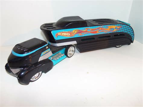 Mattel Hot Wheels Black Transport Semi Truck Cargo Car Carrier Pc FCO