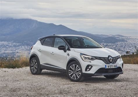 2023 Renault Captur 1 3 Mild Hybrid 155 Beygir Otomatik EDC 7 RS