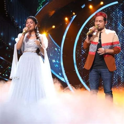 Indian Idol 12: Pawandeep Rajan cannot take his eyes off fellow ...