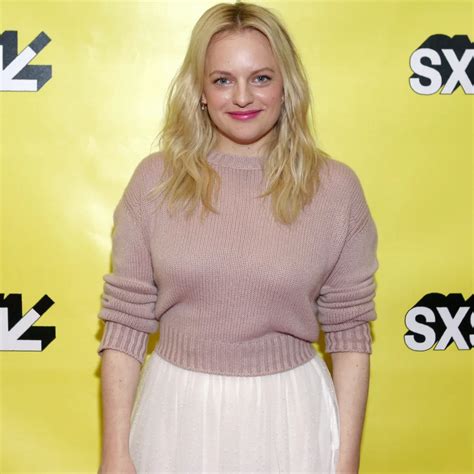 The Handmaids Tale Star Elisabeth Moss Explores Parallels Between